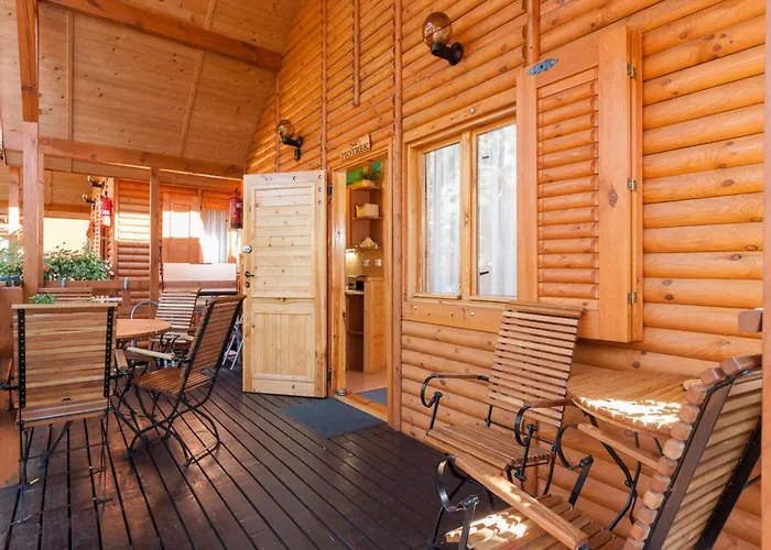 Homes Near The Seaside Beach, Дом отдыха Поберово