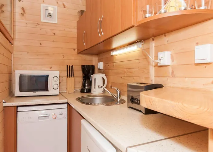 Homes Near The Seaside Beach, Дом отдыха Поберово