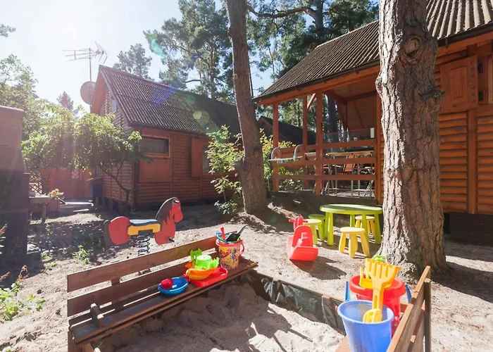 Homes Near The Seaside Beach, * Поберово